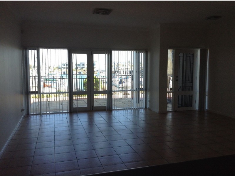 5/12 Arcadia Court, North Haven SA 5018