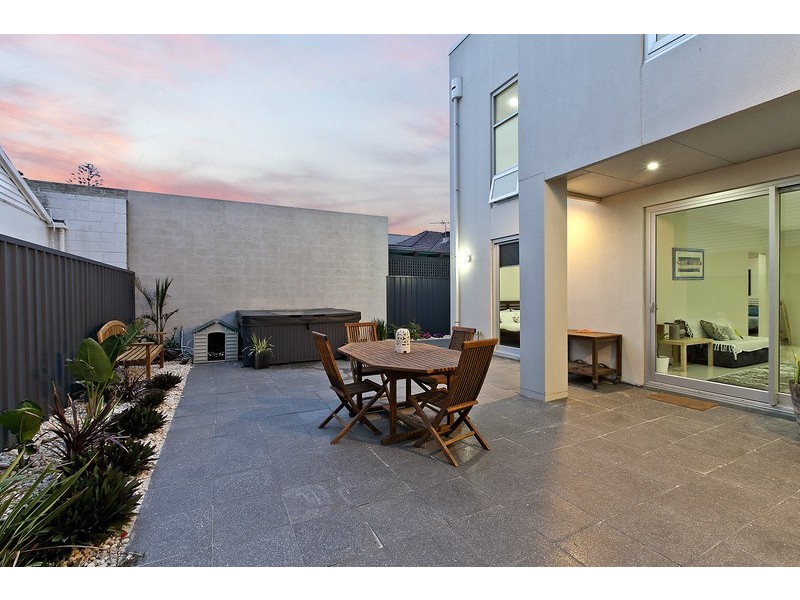 40 Seaview Road, West Beach SA 5024