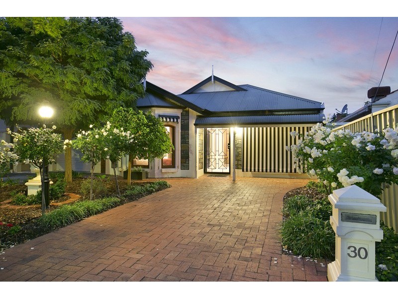 30 Hughes Street South, Woodville SA 5011