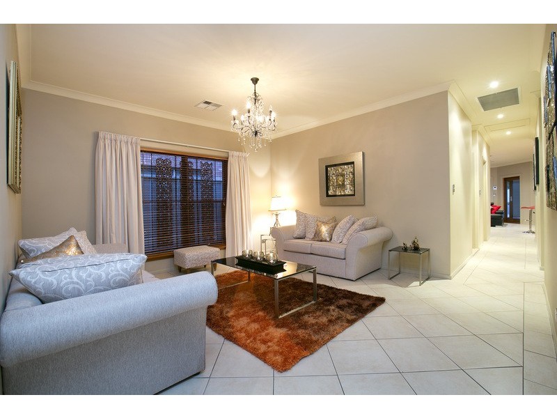 30 Hughes Street South, Woodville SA 5011