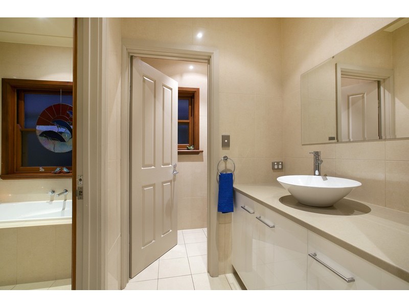 30 Hughes Street South, Woodville SA 5011