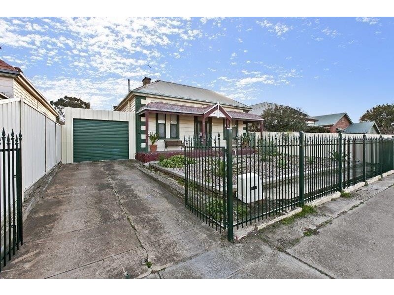 11 Gray Terrace, Rosewater SA 5013