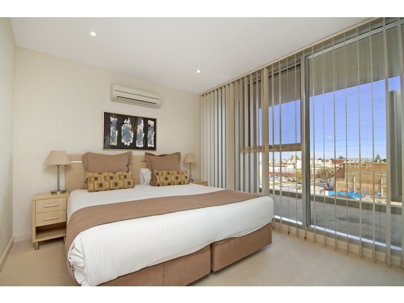 Apt 520 185 Morphett Street, Adelaide SA 5000