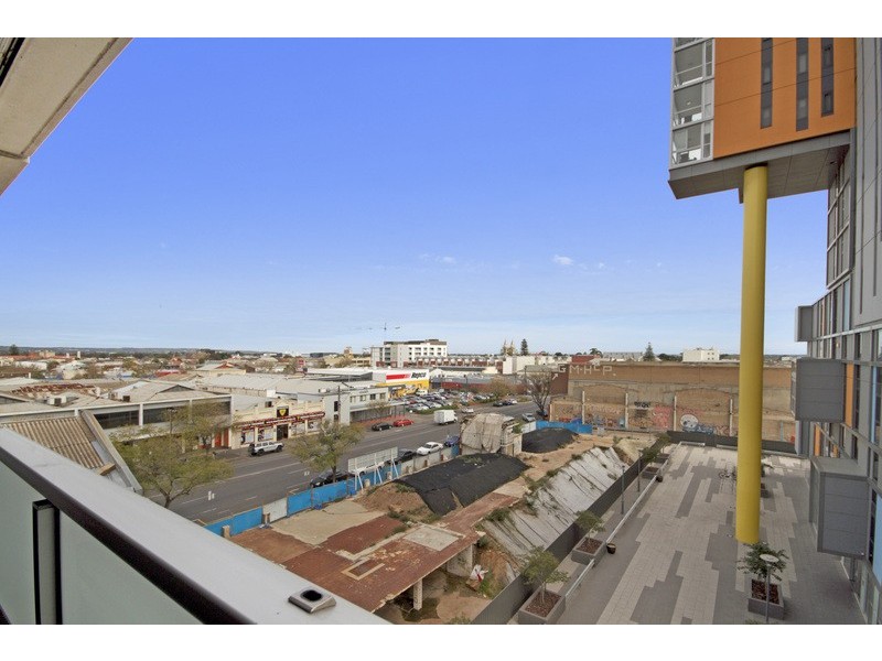 Apt 520 185 Morphett Street, Adelaide SA 5000
