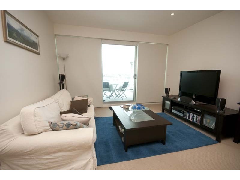 Apt 502, 1-2 Tarni Court, Port Adelaide SA 5015