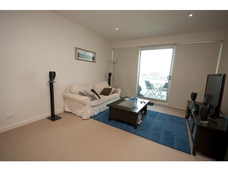 Apt 502, 1-2 Tarni Court, Port Adelaide SA 5015