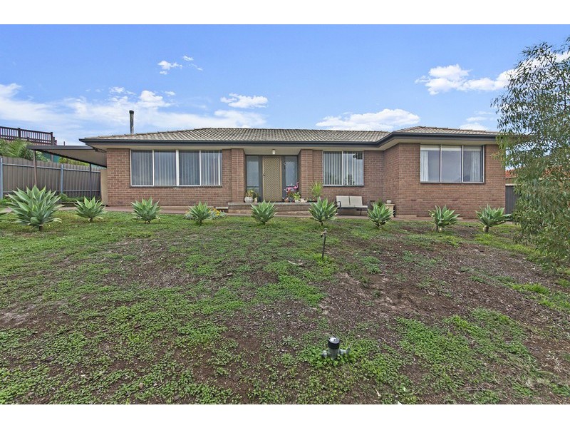 11 Bounty Road, Hallett Cove SA 5158