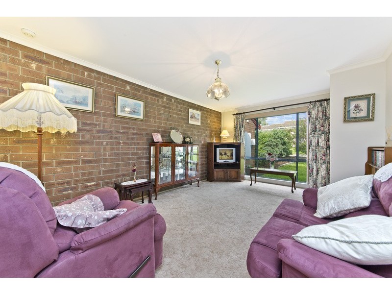 17/48 Sunnymeade Drive, Aberfoyle Park SA 5159