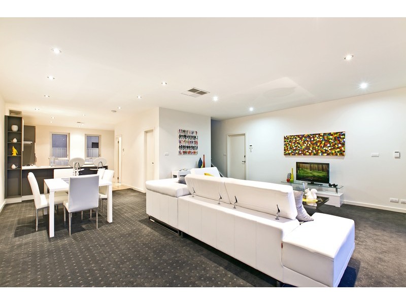 8C Gilmore Road, Henley Beach South SA 5022