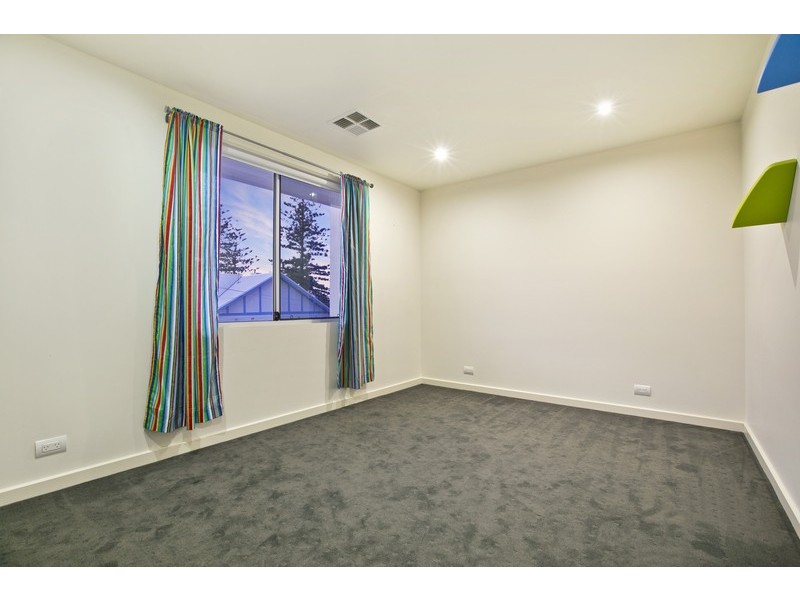 8C Gilmore Road, Henley Beach South SA 5022