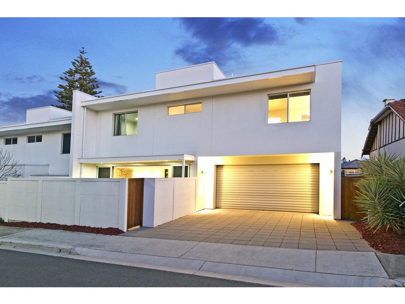 8C Gilmore Road, Henley Beach South SA 5022
