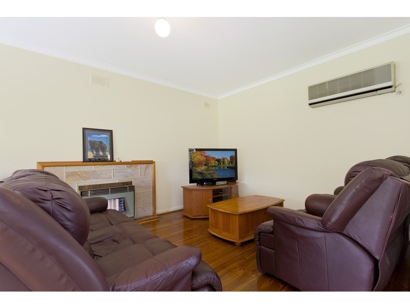 1 Robins Avenue, Findon SA 5023