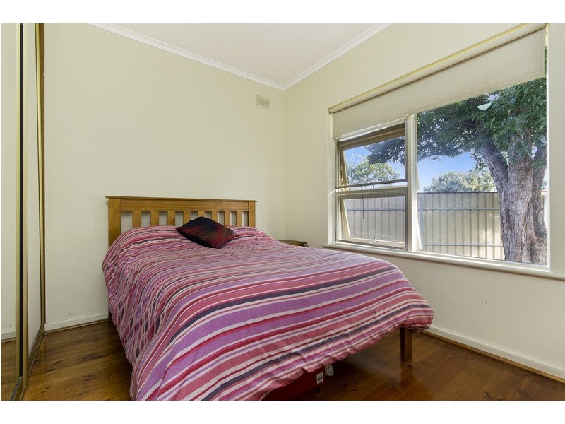 1 Robins Avenue, Findon SA 5023