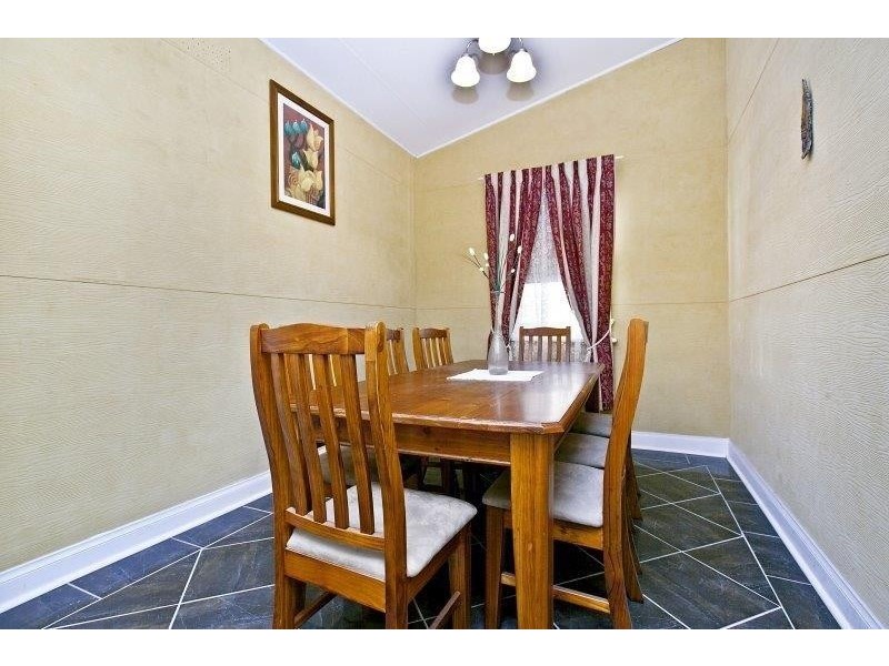 11 Gray Terrace, Rosewater SA 5013