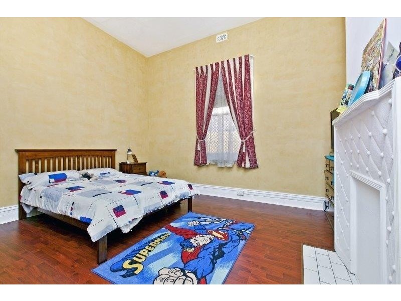 11 Gray Terrace, Rosewater SA 5013