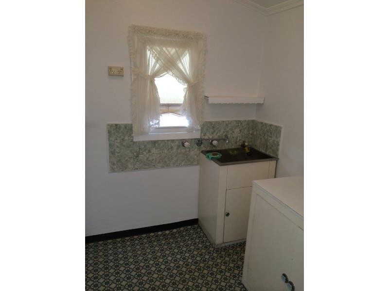 17 Russ Avenue, Seaton SA 5023