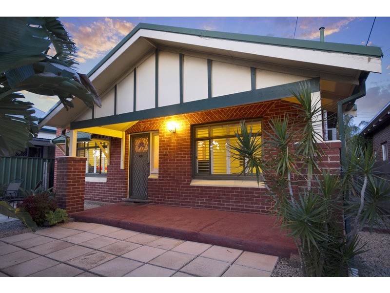 44 McGregor Terrace, Rosewater SA 5013