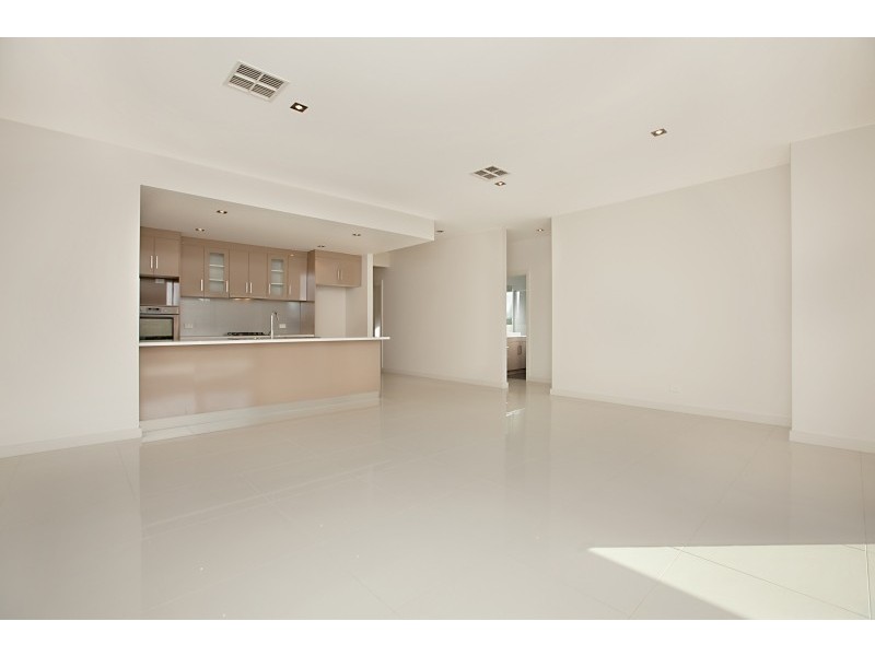 8A Lasscock Avenue, Findon SA 5023