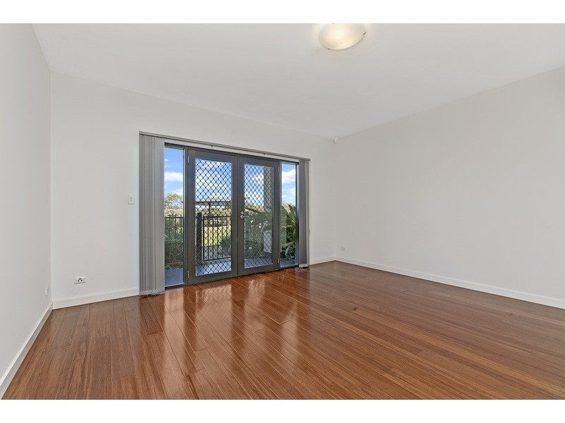 4 Pelican Lane, Mawson Lakes SA 5095