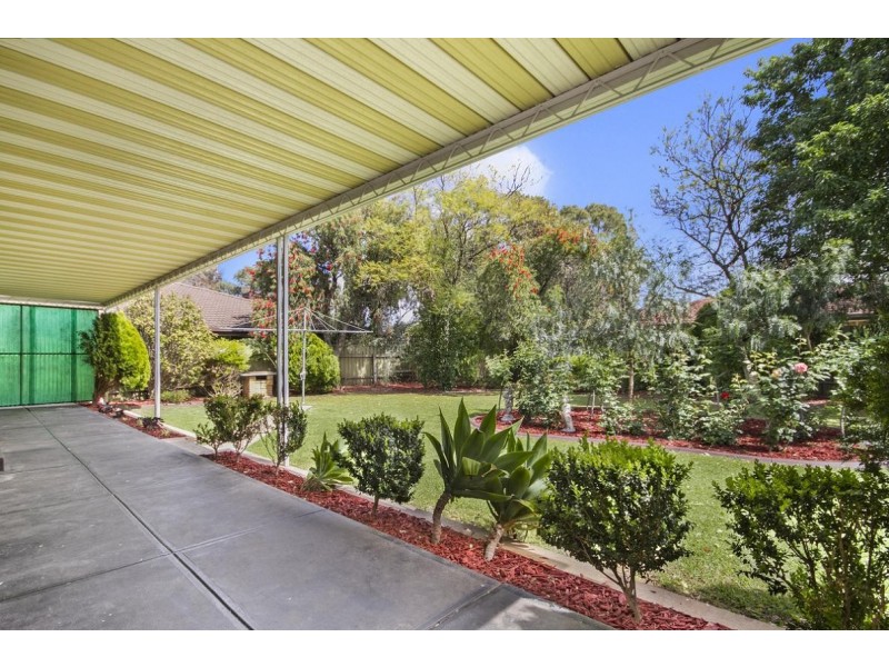 27 Iveleary Avenue, Salisbury East SA 5109