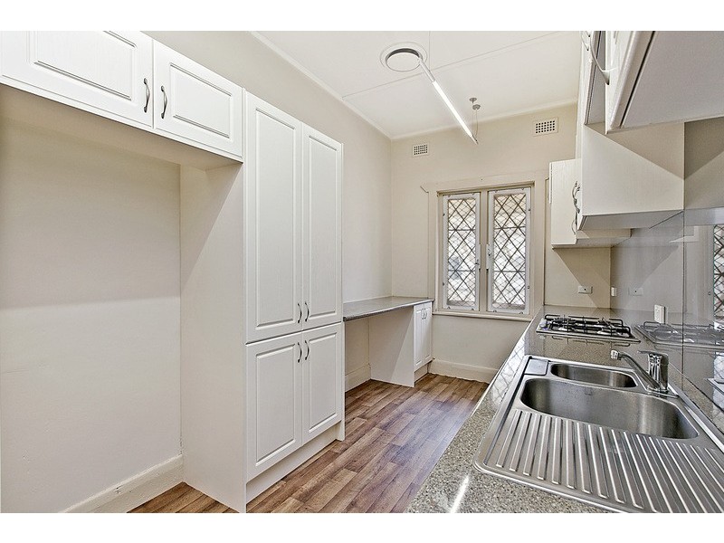 28 Fort Avenue, Kensington Gardens SA 5068