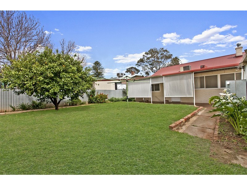 28 Fort Avenue, Kensington Gardens SA 5068