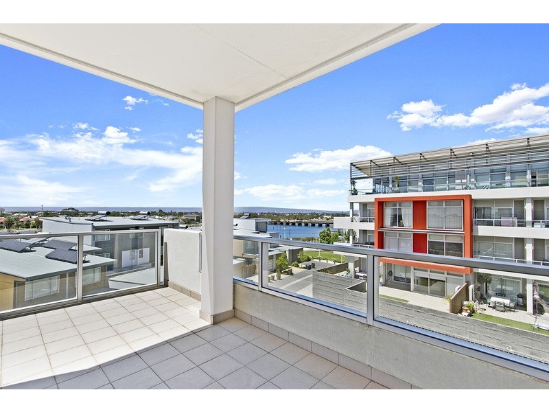 Apt. 409 16-18 Wirra Drive, New Port SA 5015