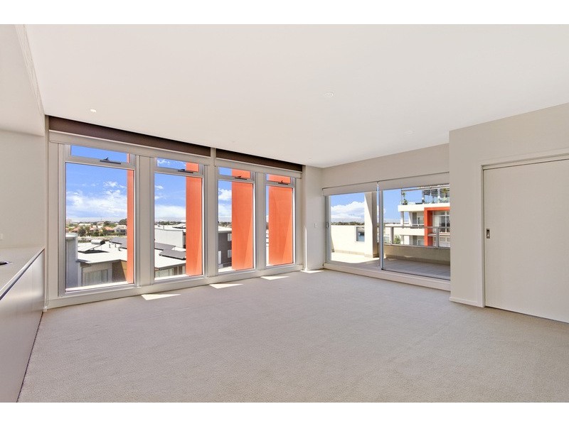 Apt. 409 16-18 Wirra Drive, New Port SA 5015