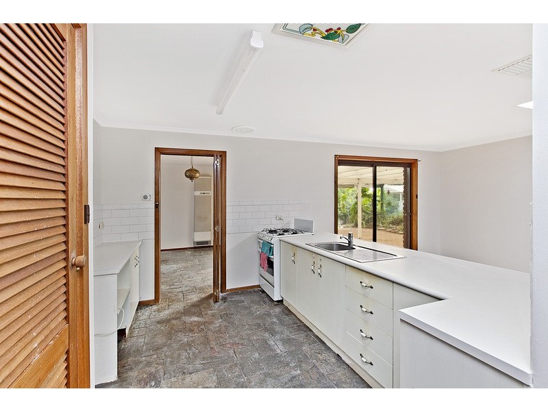 3 Stanbury Avenue, Happy Valley SA 5159