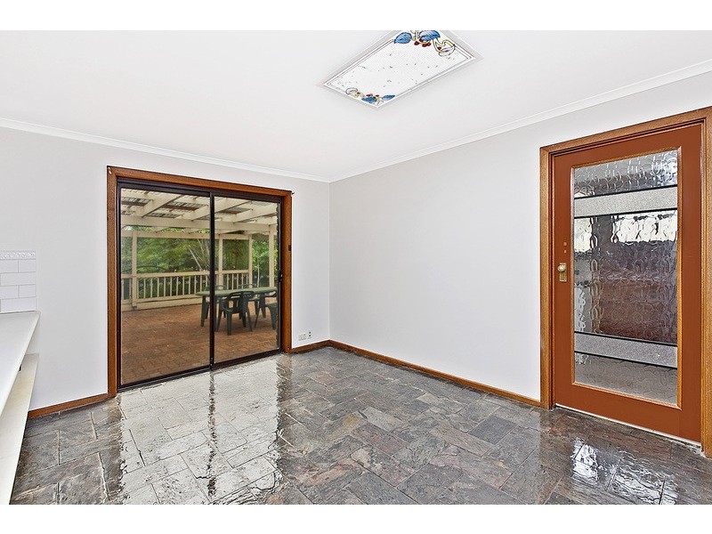 3 Stanbury Avenue, Happy Valley SA 5159