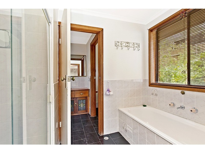 3 Stanbury Avenue, Happy Valley SA 5159