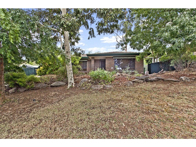 3 Stanbury Avenue, Happy Valley SA 5159