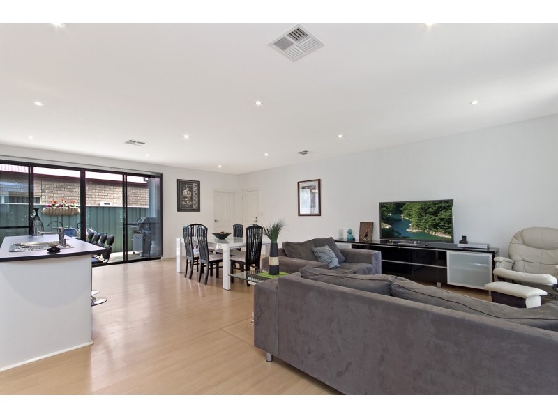 1 Elmwood Court, Mawson Lakes SA 5095