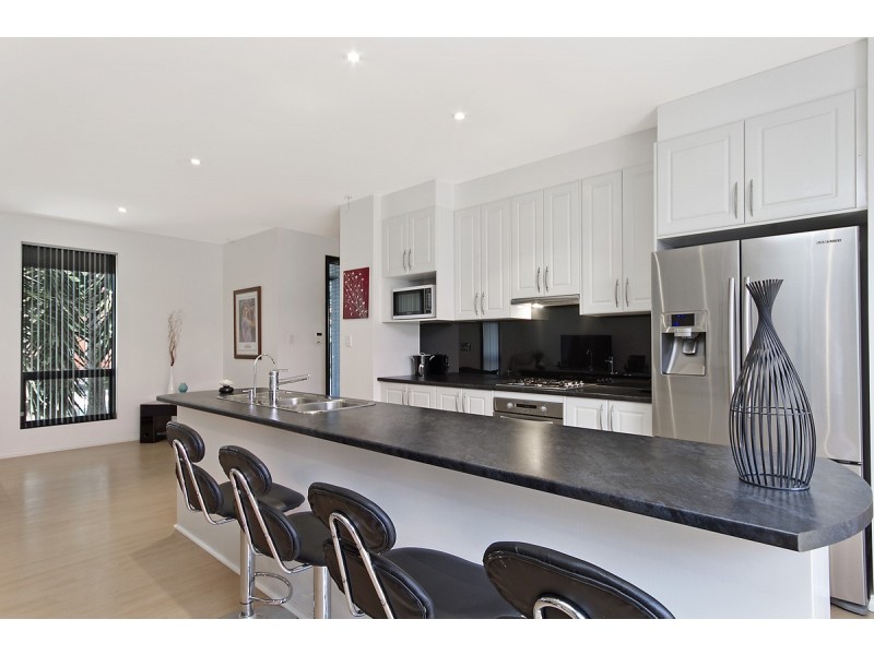 1 Elmwood Court, Mawson Lakes SA 5095