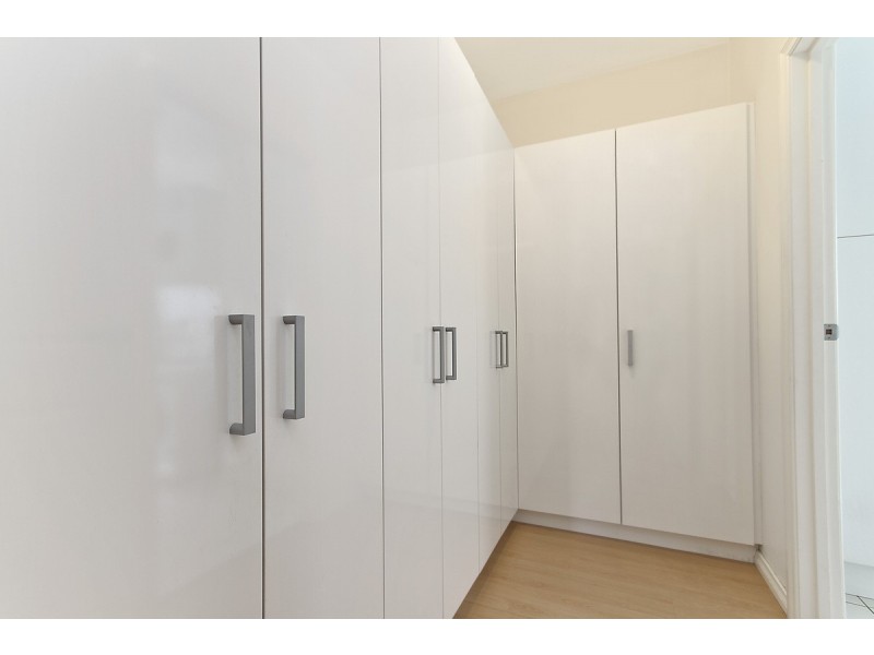 1 Elmwood Court, Mawson Lakes SA 5095