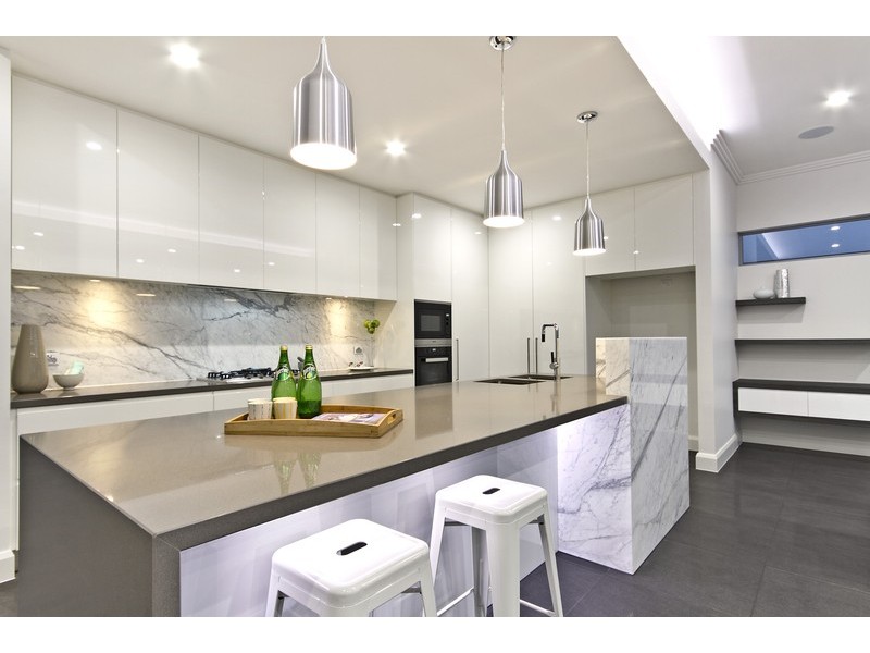 7A Lexington Road, Henley Beach South SA 5022