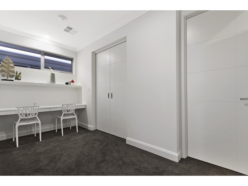 7A Lexington Road, Henley Beach South SA 5022