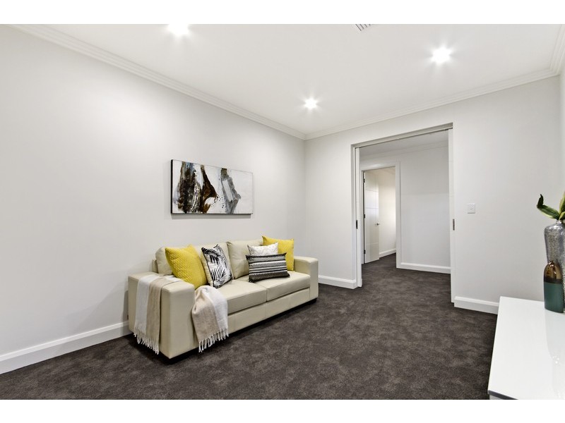 7A Lexington Road, Henley Beach South SA 5022