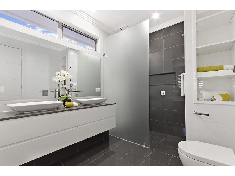 7A Lexington Road, Henley Beach South SA 5022