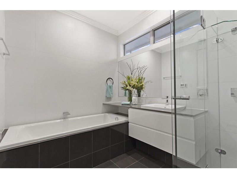 7A Lexington Road, Henley Beach South SA 5022