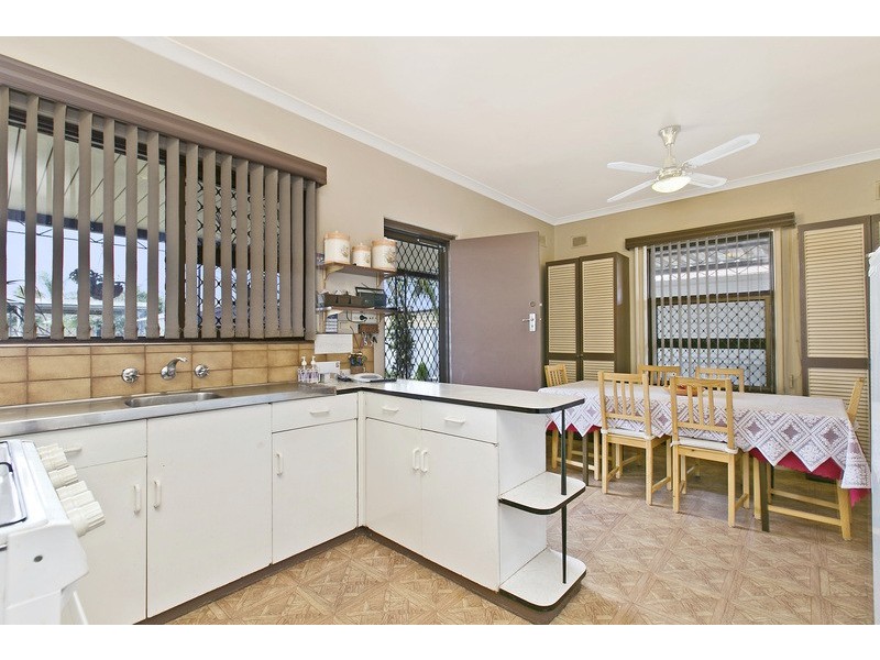 96 Strathfield Terrace, Largs North SA 5016