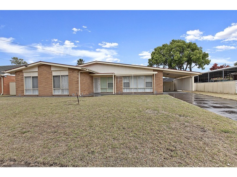 24 Kingswood Crescent, Lockleys SA 5032