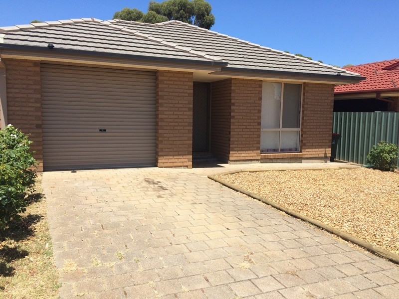 10 Lynton Crt, Blakeview SA 5114