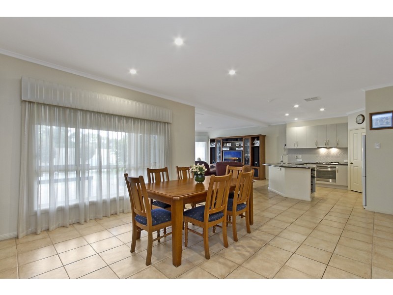 24 Pistachio Way, Golden Grove SA 5125