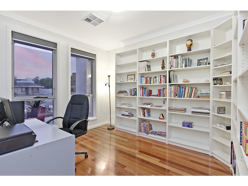 31 HMAS Australia Rd, Henley Beach South SA 5022