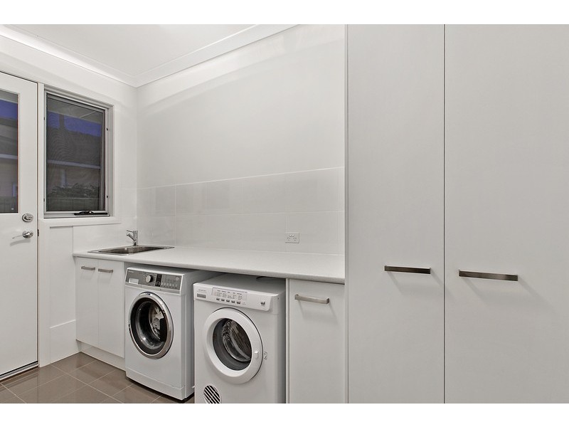 31 HMAS Australia Rd, Henley Beach South SA 5022