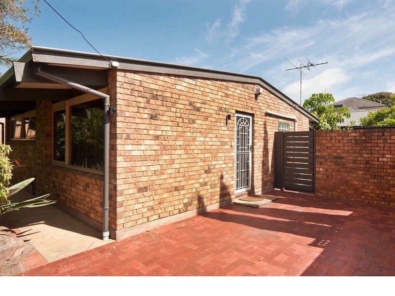 13 Yarrum Grove, Glenelg South SA 5045