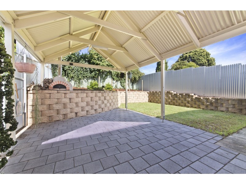 21 Somerset Avenue, Redwood Park SA 5097