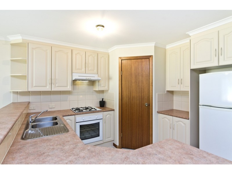 21 Somerset Avenue, Redwood Park SA 5097