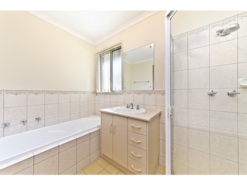 21 Somerset Avenue, Redwood Park SA 5097